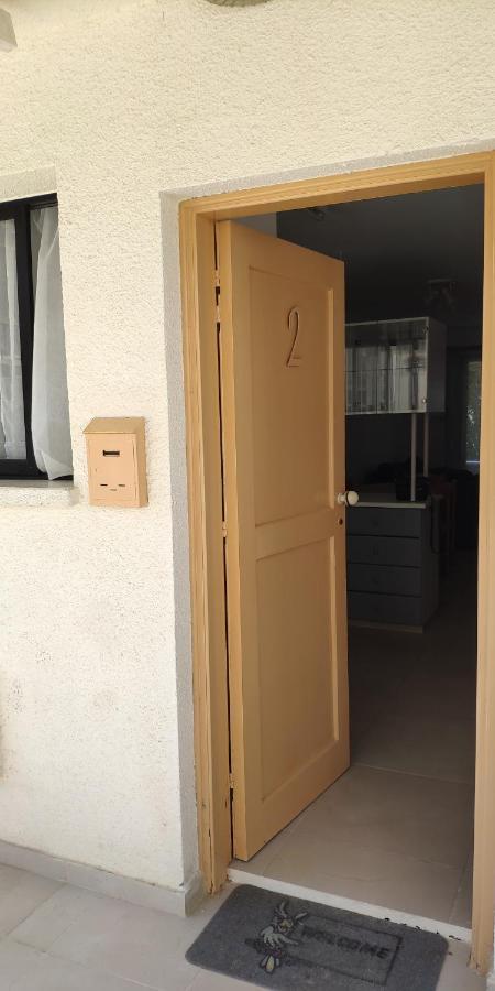 Isabella Townhouse Villa Paphos Ngoại thất bức ảnh