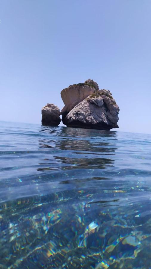 Isabella Townhouse Villa Paphos Ngoại thất bức ảnh